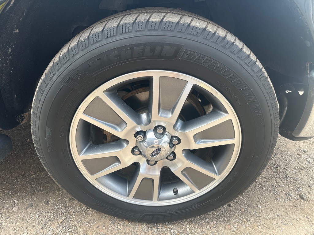 2014 Ford F-150 Image 17