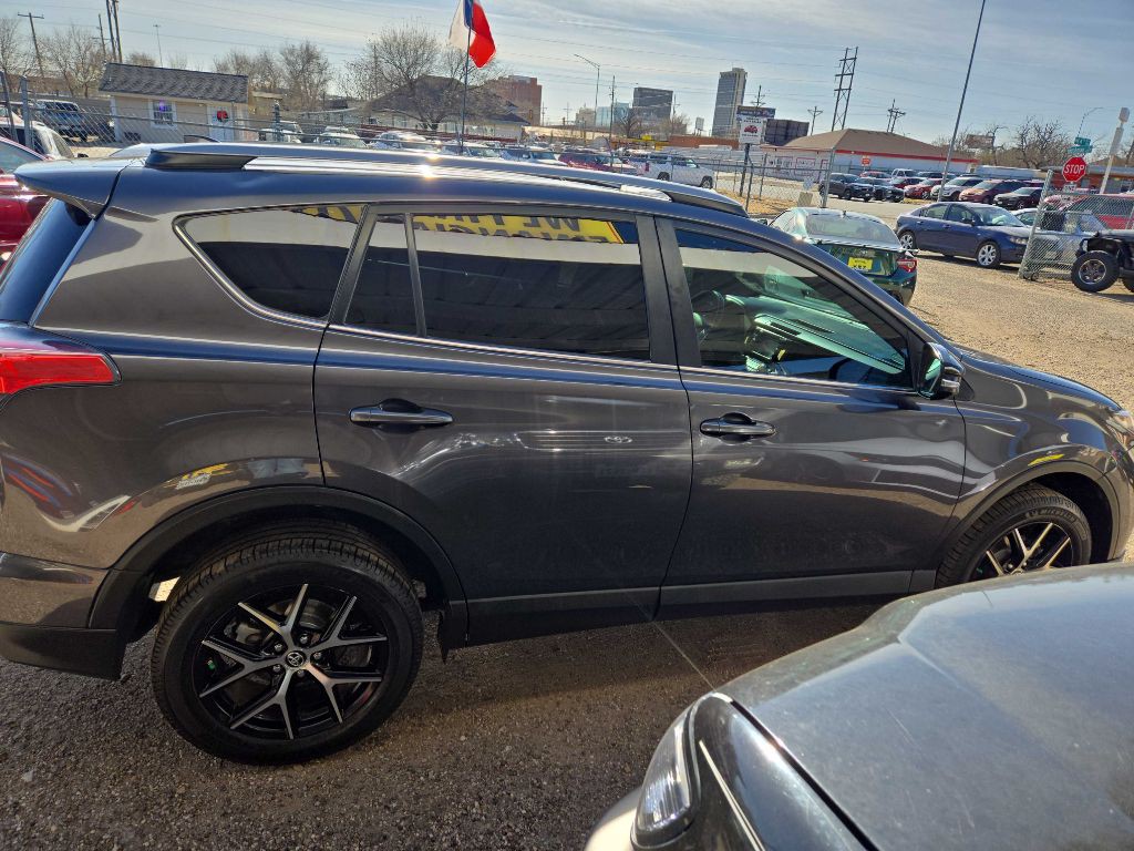 2018 Toyota Rav4 Image 6