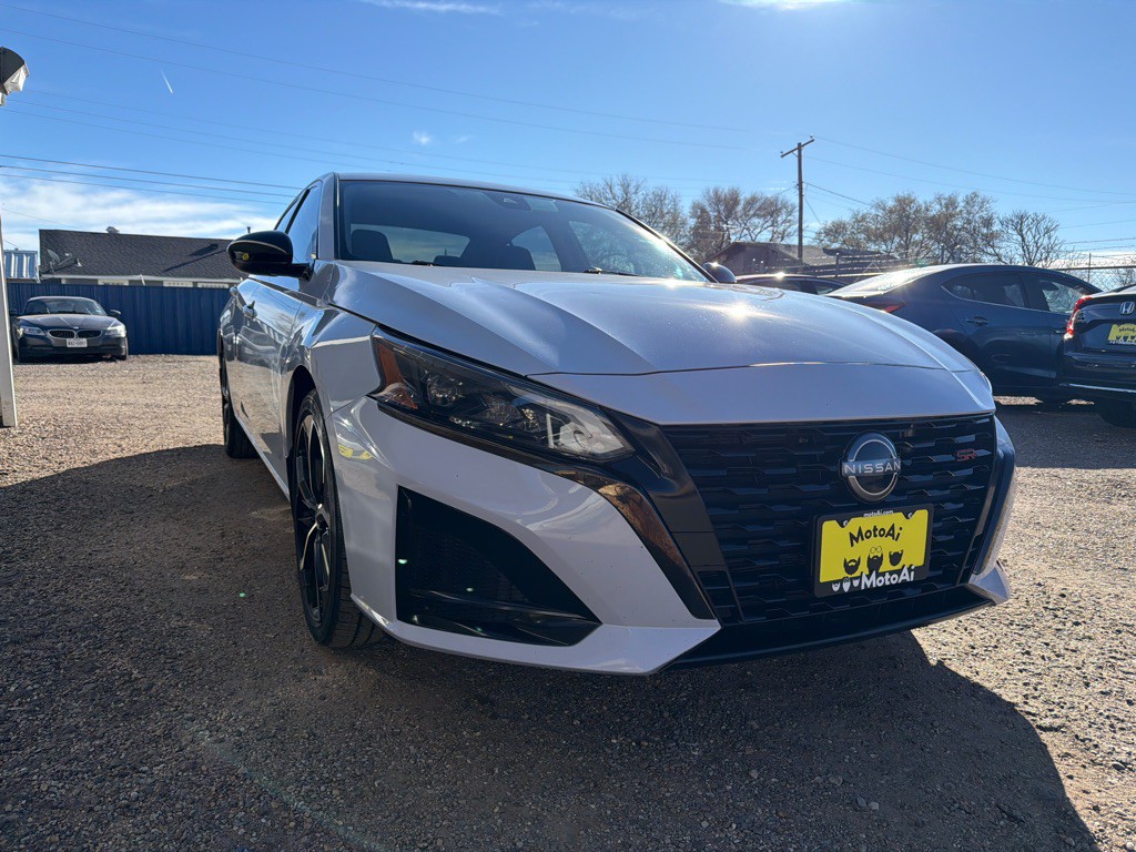 2023 Nissan Altima Image 4