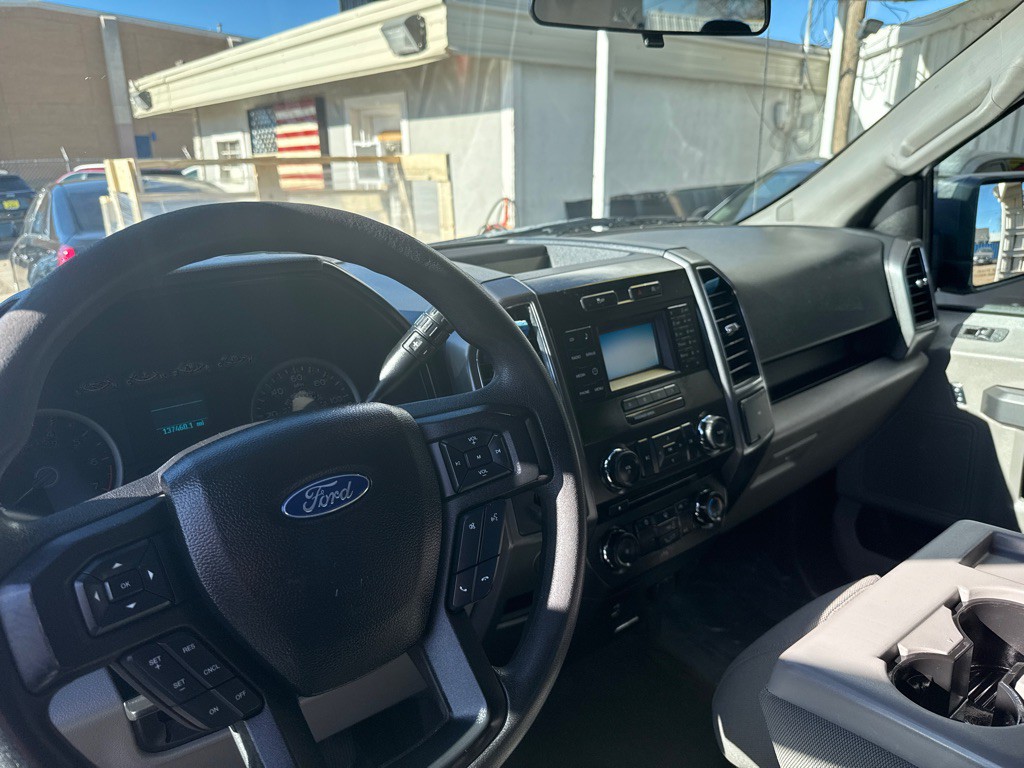 2017 Ford F-150 Image 12