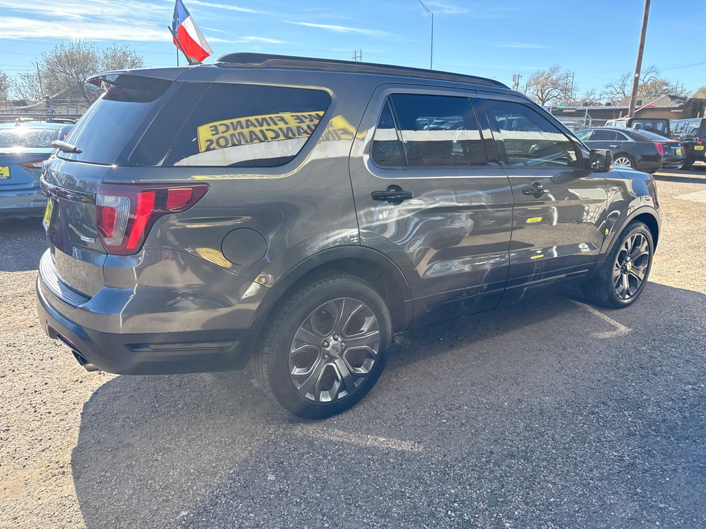 2018 Ford Explorer Image 5