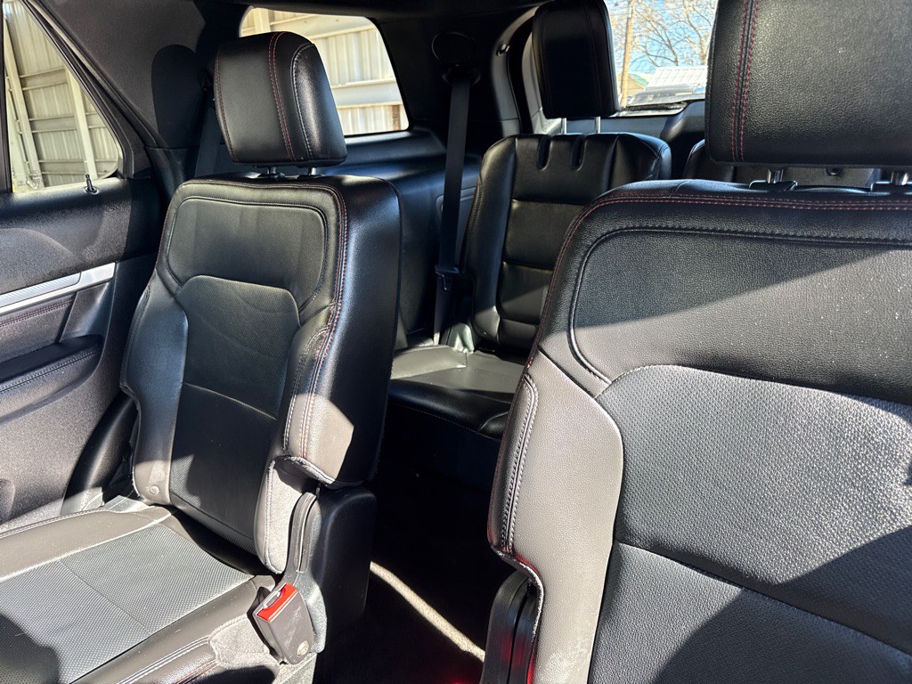 2018 Ford Explorer Image 10