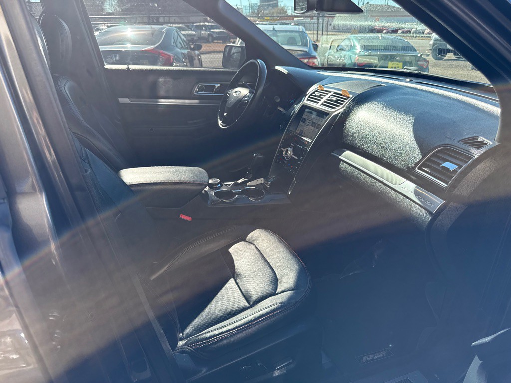 2018 Ford Explorer Image 12