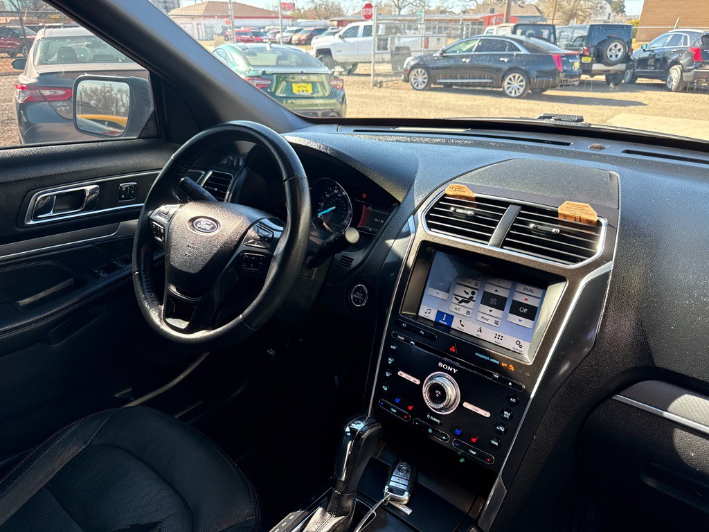2018 Ford Explorer Image 13