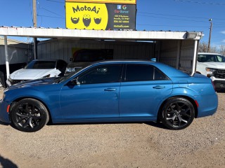 Image for 2021 Chrysler 300 Touring ID: 7044403