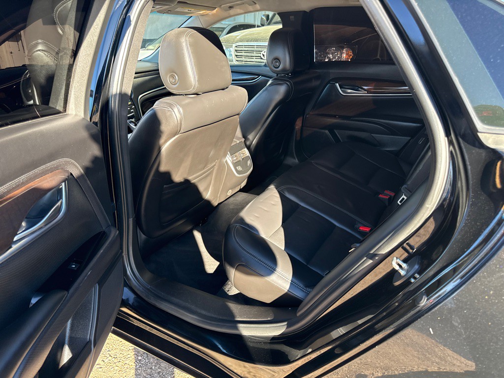 2016 Cadillac XTS Image 9