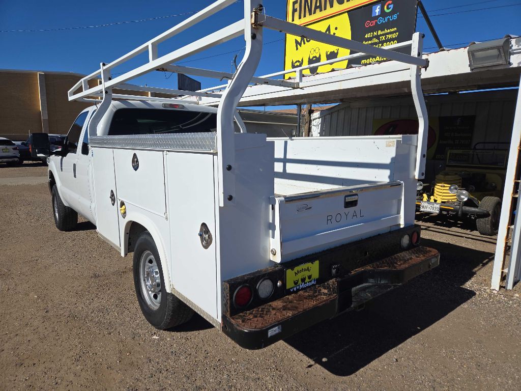 2016 Ford F-250 Image 2