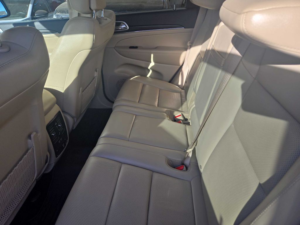 2019 Jeep Grand Cherokee Image 11