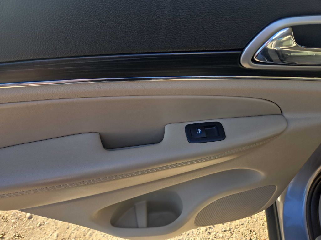 2019 Jeep Grand Cherokee Image 12