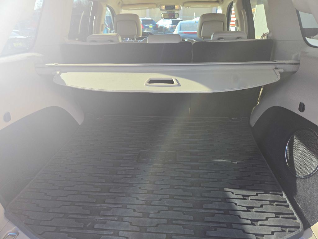 2019 Jeep Grand Cherokee Image 13