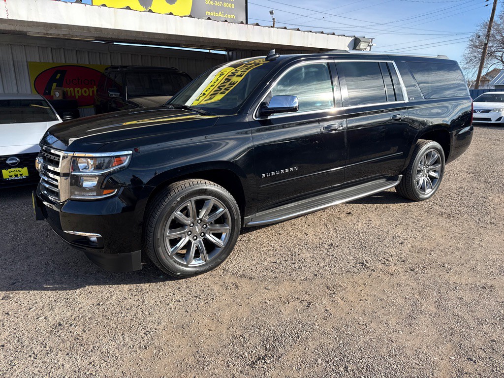 2015 Chevrolet Suburban Image 2