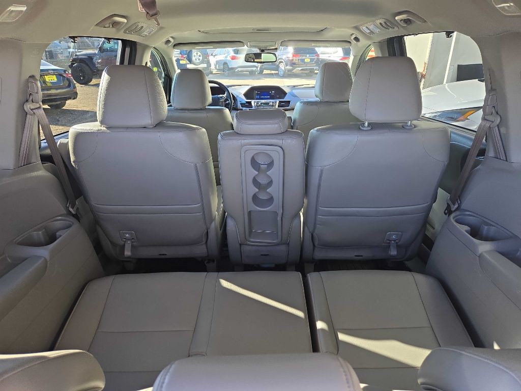 2015 Honda Odyssey Image 15