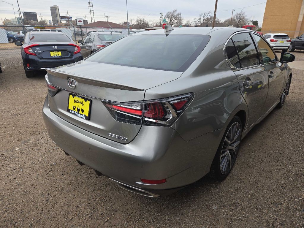 2018 Lexus GS Image 4