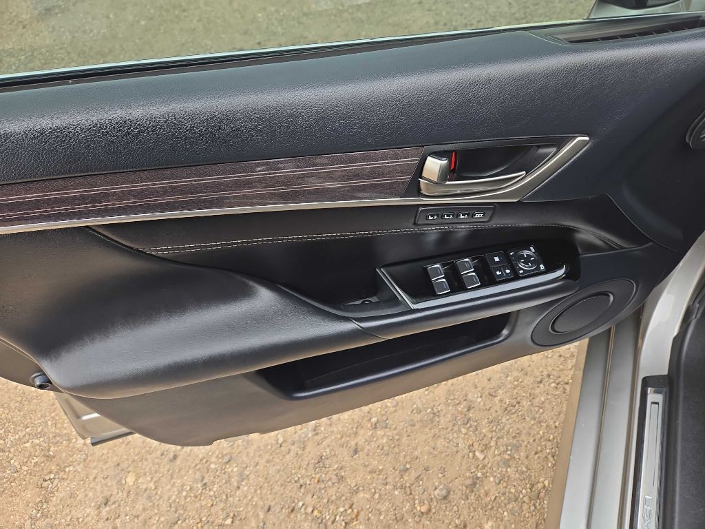 2018 Lexus GS Image 9