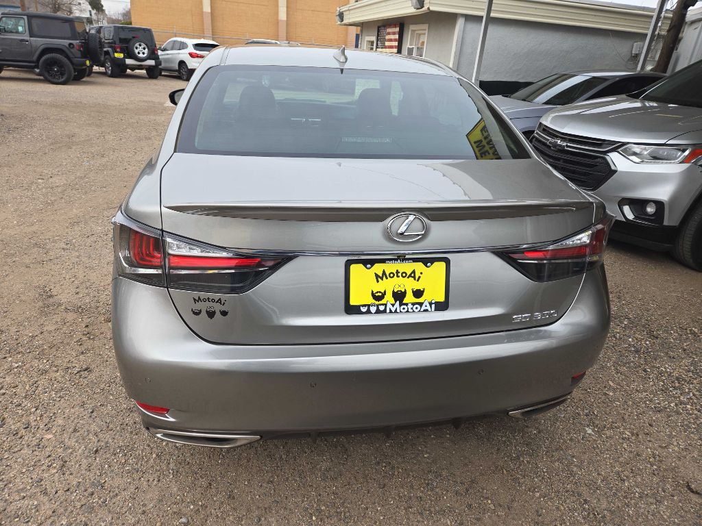 2018 Lexus GS Image 3