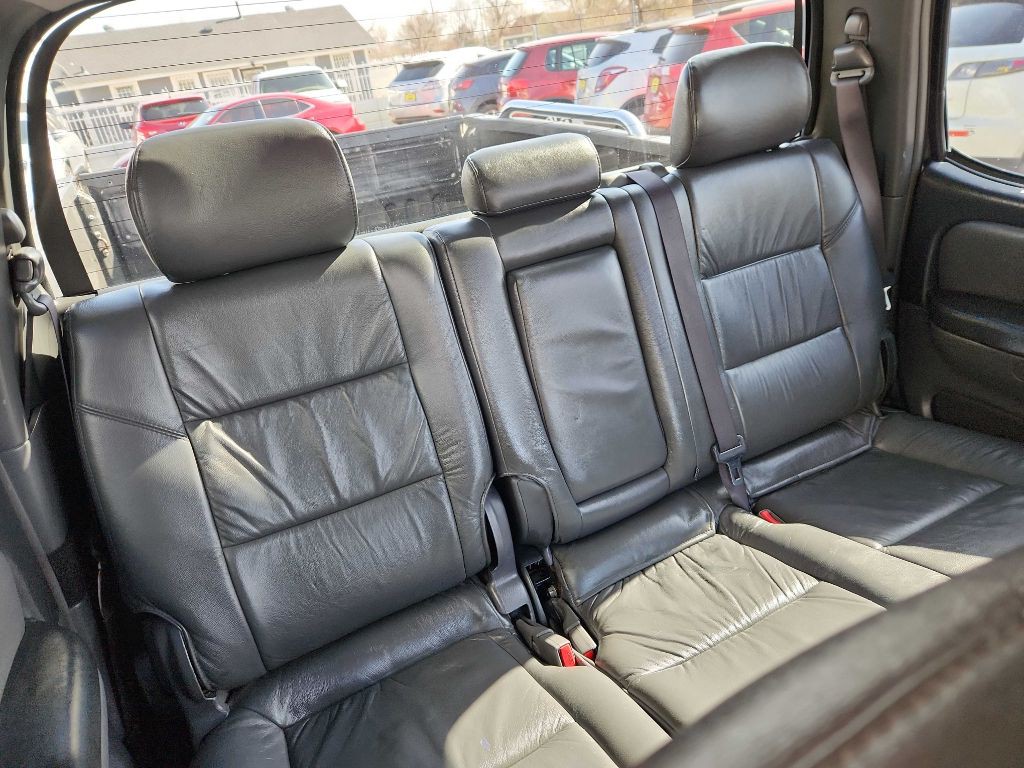 2004 Toyota Tundra Image 12