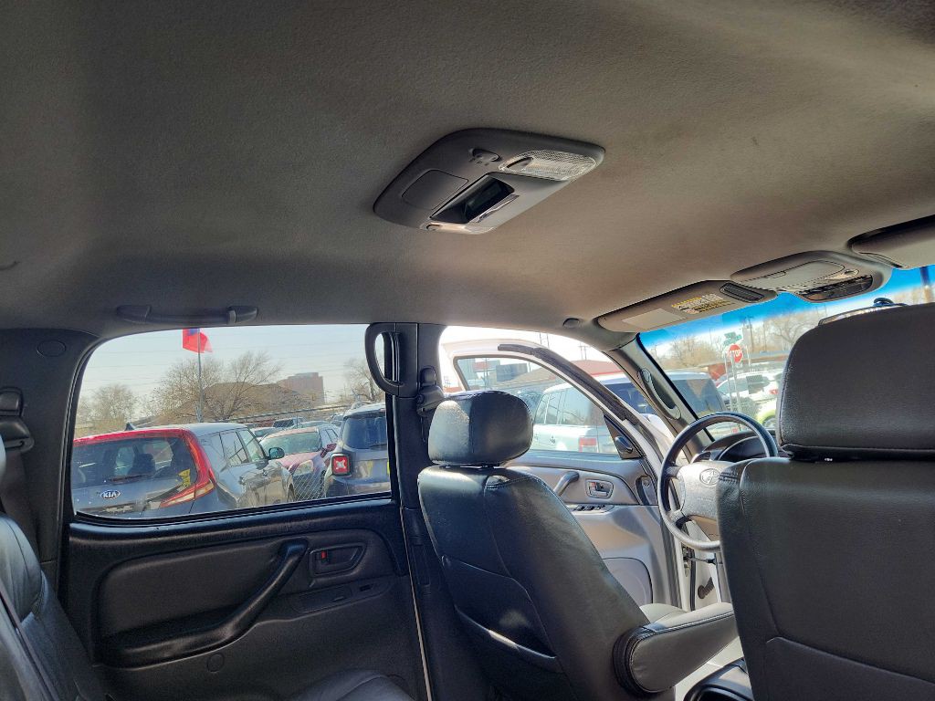 2004 Toyota Tundra Image 14