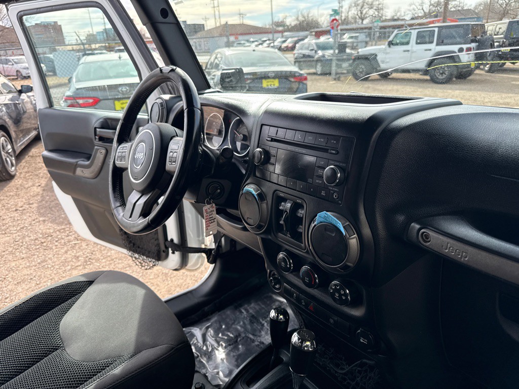 2017 Jeep Wrangler Unlimited Image 13