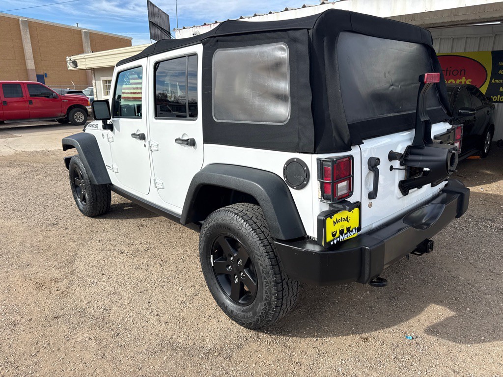 2017 Jeep Wrangler Unlimited Image 2