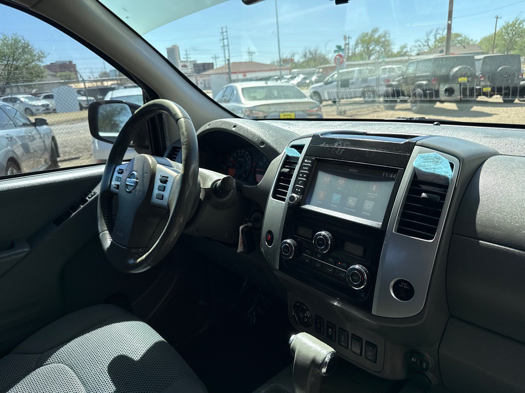 2019 Nissan Frontier Image 12