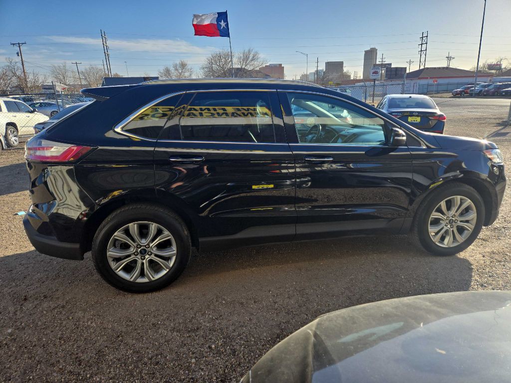2019 Ford Edge Image 5