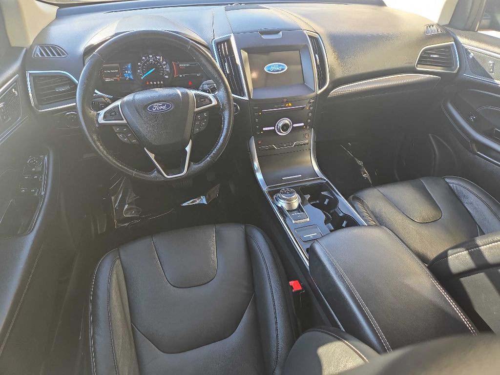 2019 Ford Edge Image 12