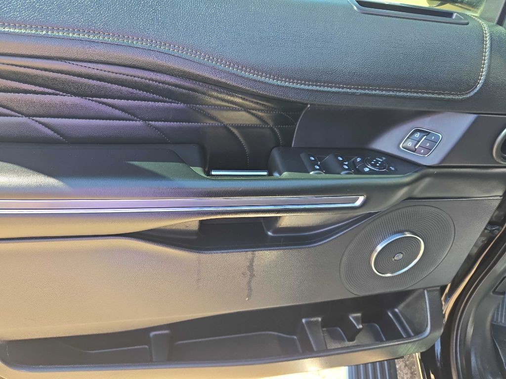 2019 Ford Expedition Image 12