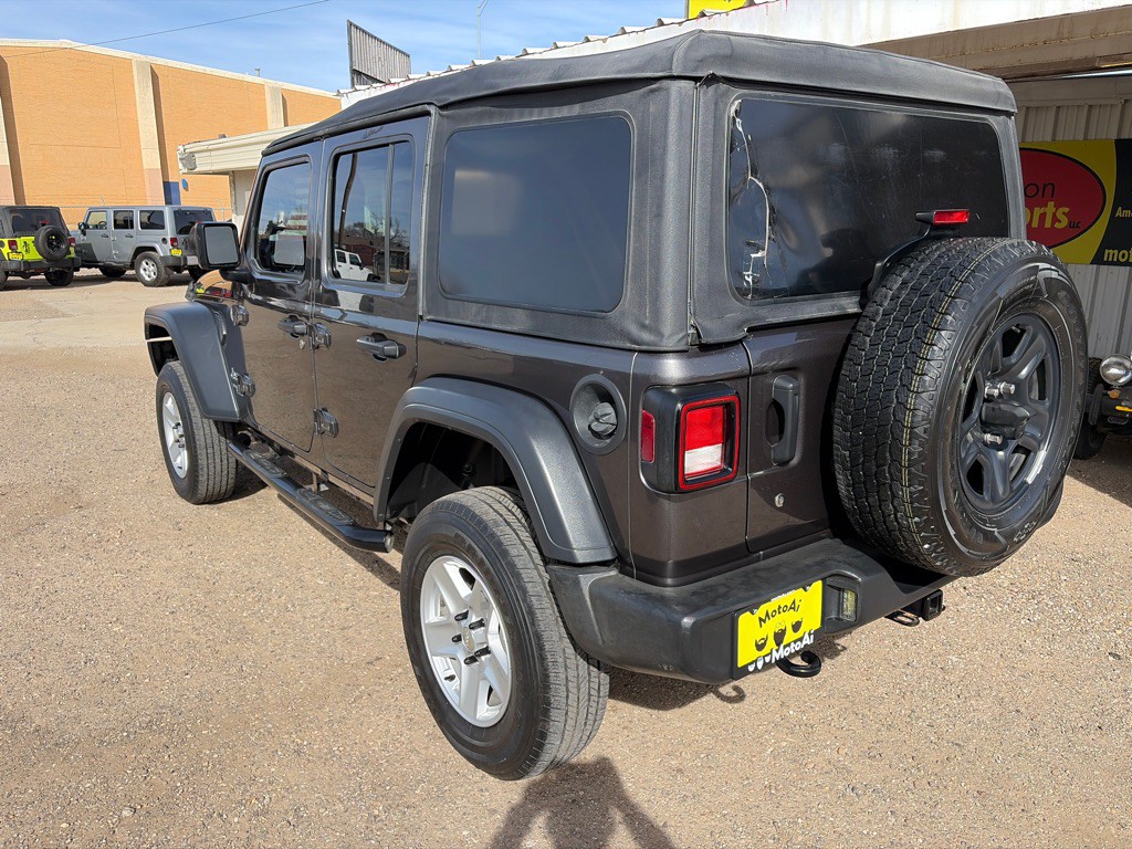 2018 Jeep Wrangler Unlimited Image 3