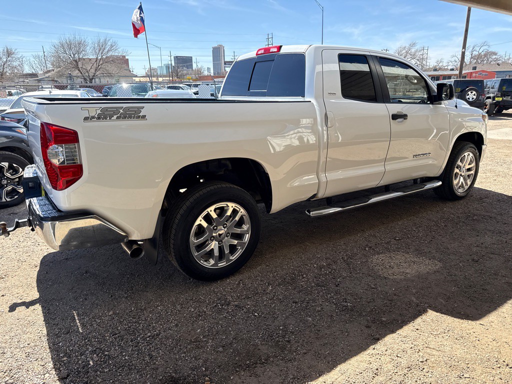 2018 Toyota Tundra Image 6