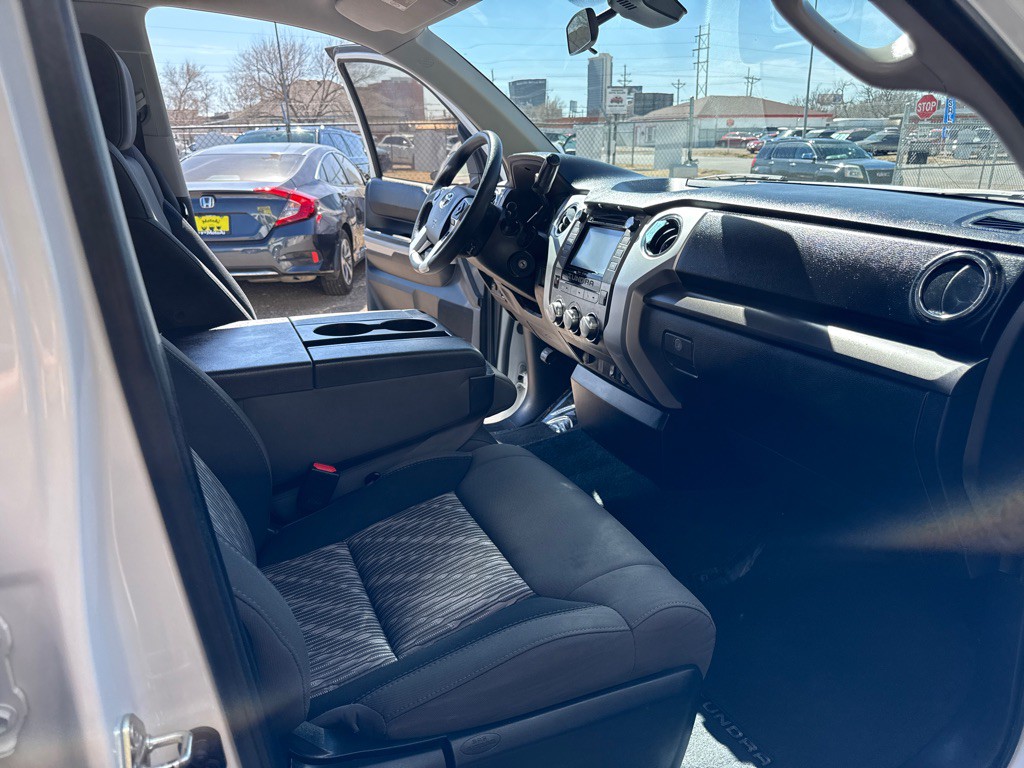 2018 Toyota Tundra Image 12