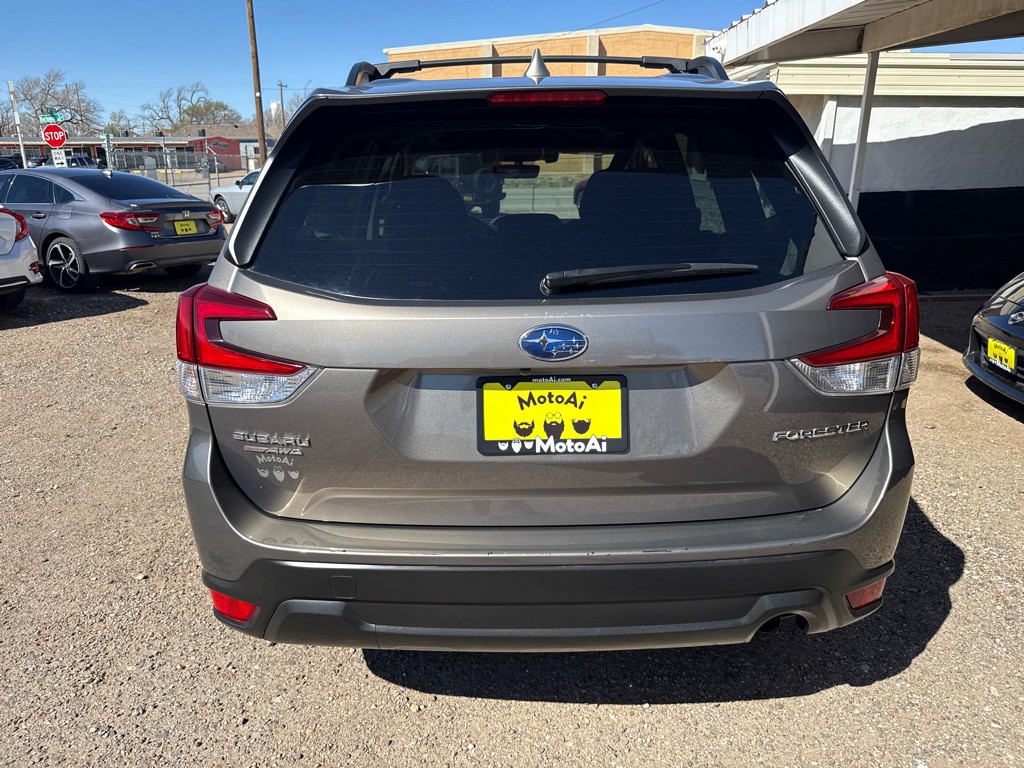 2021 Subaru Forester Image 3