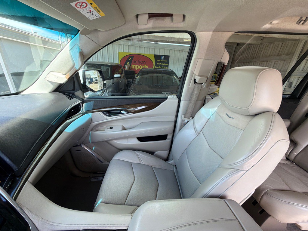 2018 Cadillac Escalade Image 14