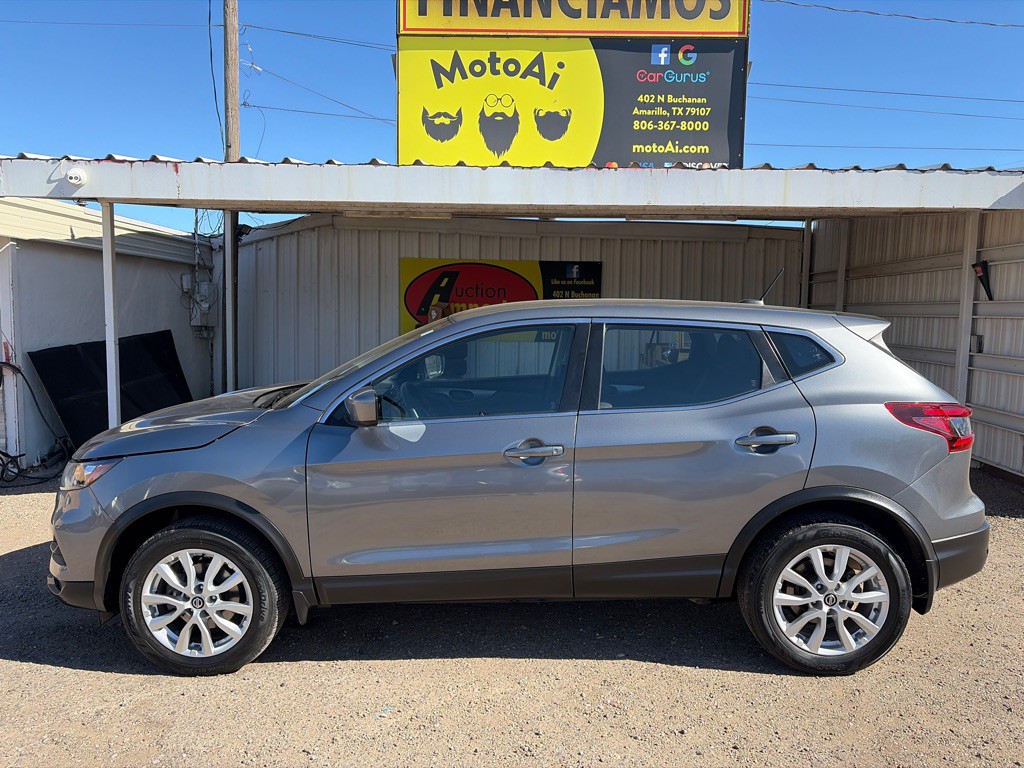 2020 Nissan Rogue Image 1