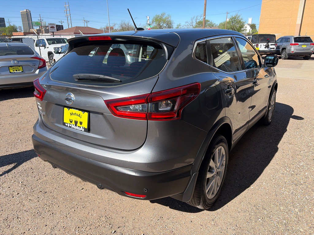 2020 Nissan Rogue Image 5