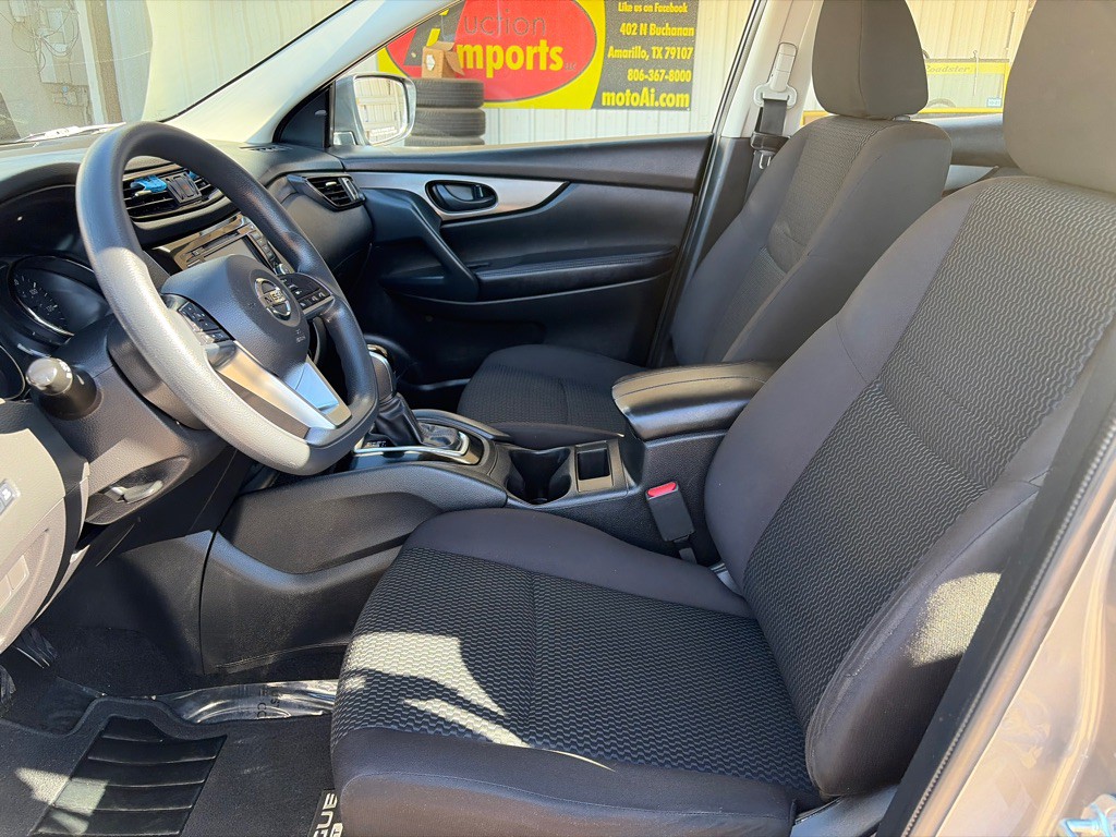 2020 Nissan Rogue Image 9