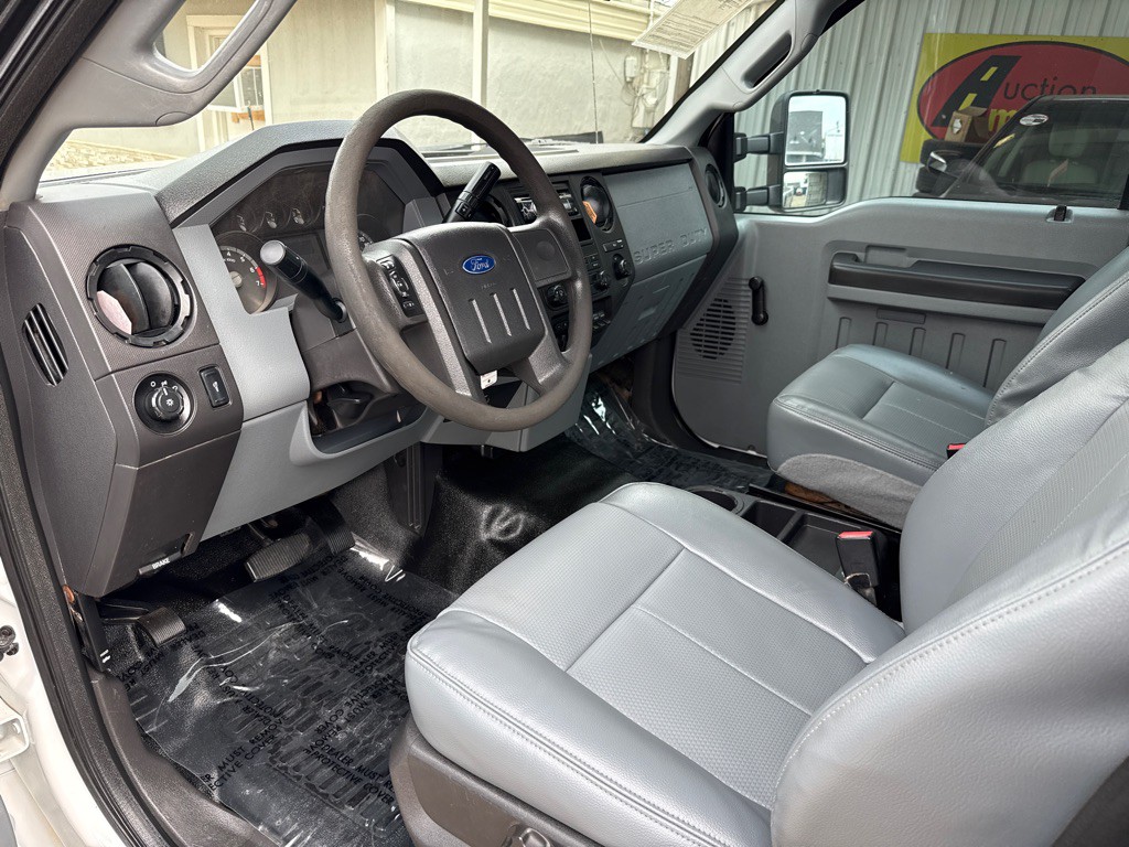 2014 Ford F-250 Image 8