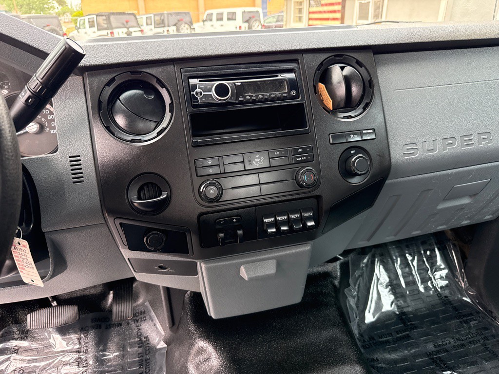 2014 Ford F-250 Image 13