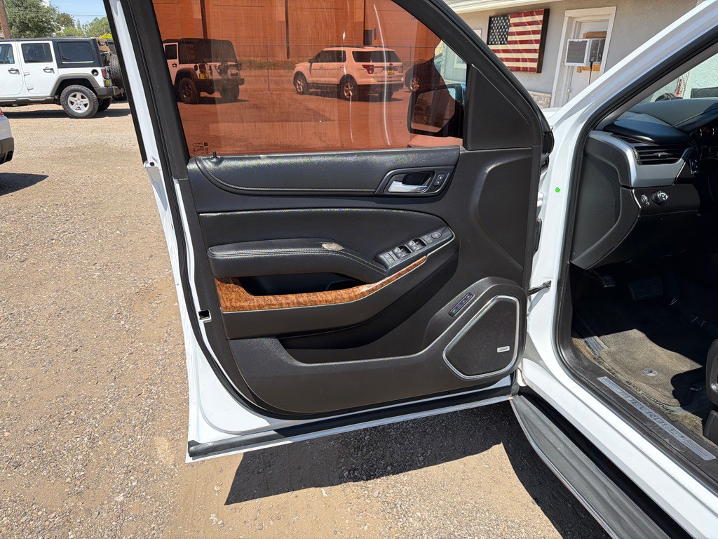 2015 Chevrolet Tahoe Image 11