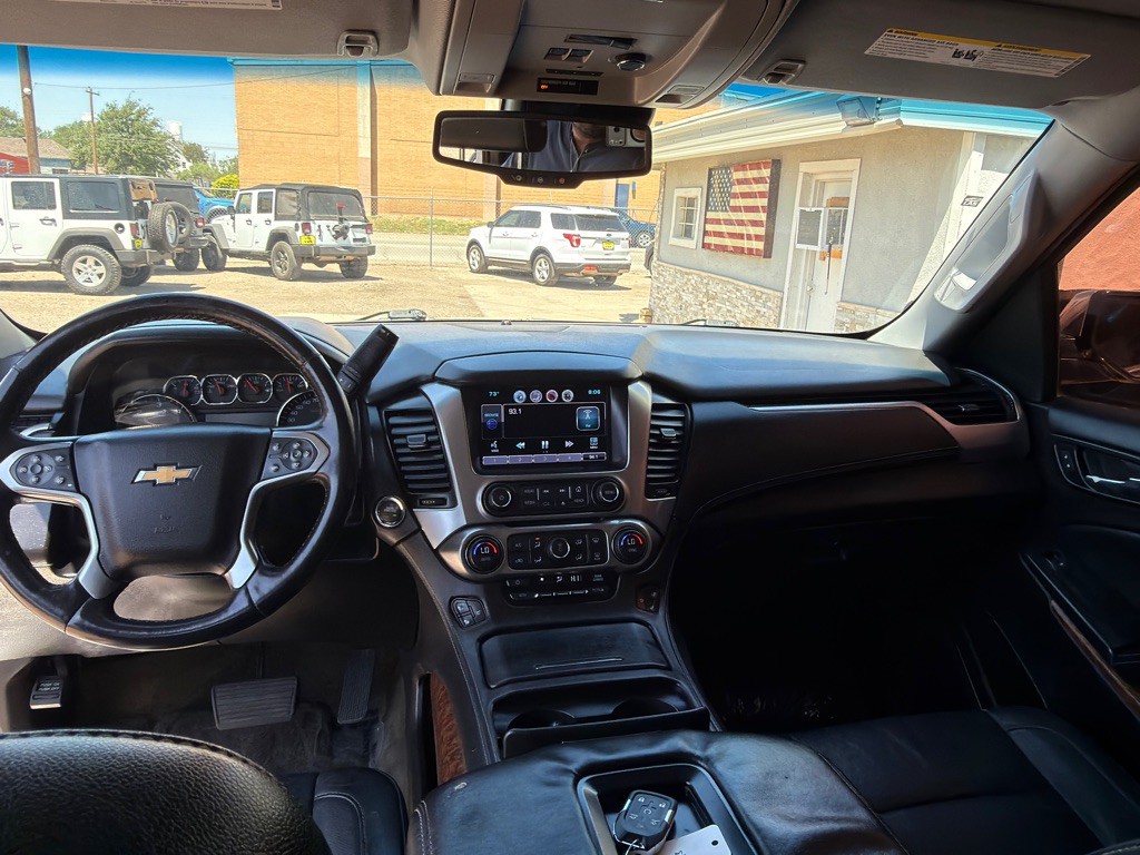 2015 Chevrolet Tahoe Image 16