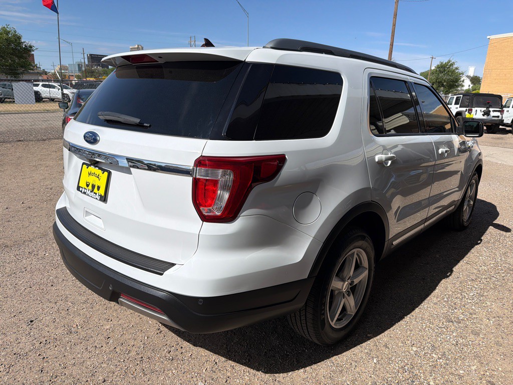 2019 Ford Explorer Image 6