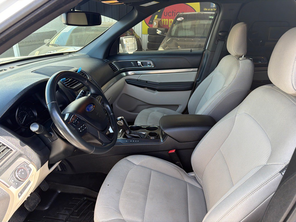 2019 Ford Explorer Image 10