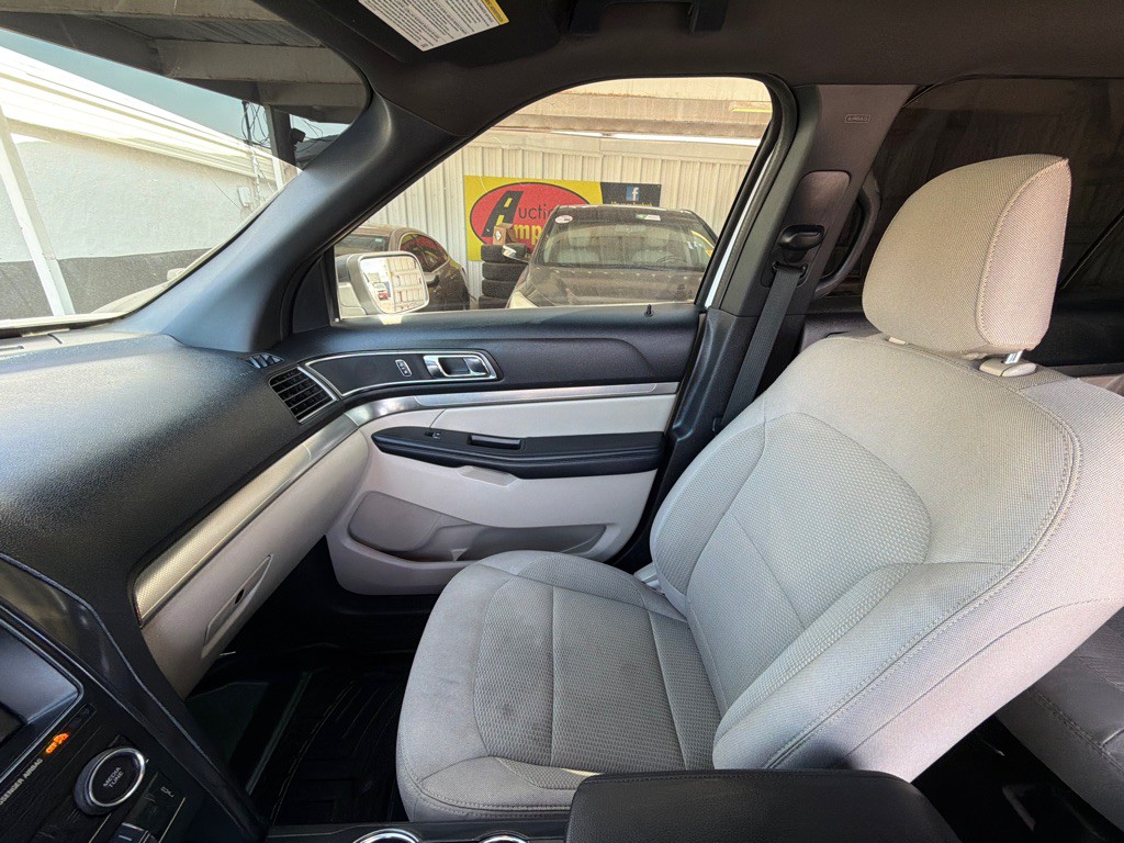 2019 Ford Explorer Image 14