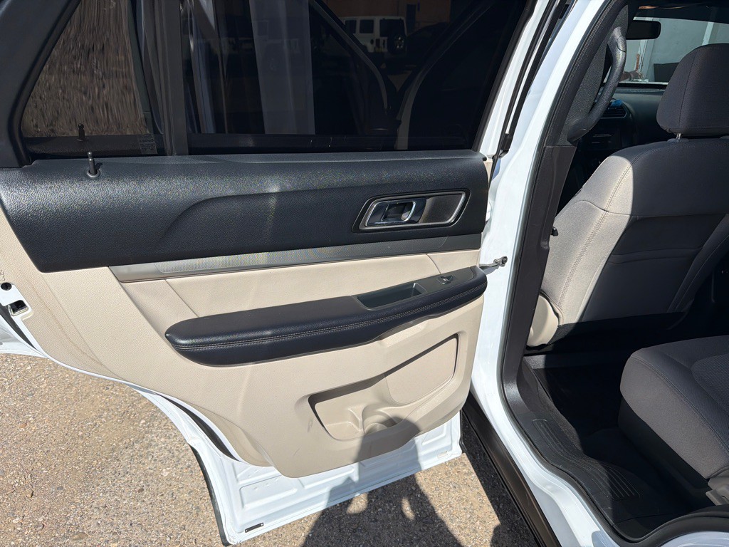 2019 Ford Explorer Image 15