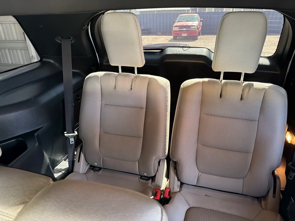 2019 Ford Explorer Image 17