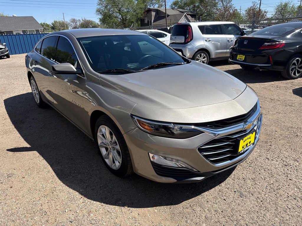 2022 Chevrolet Malibu Image 4