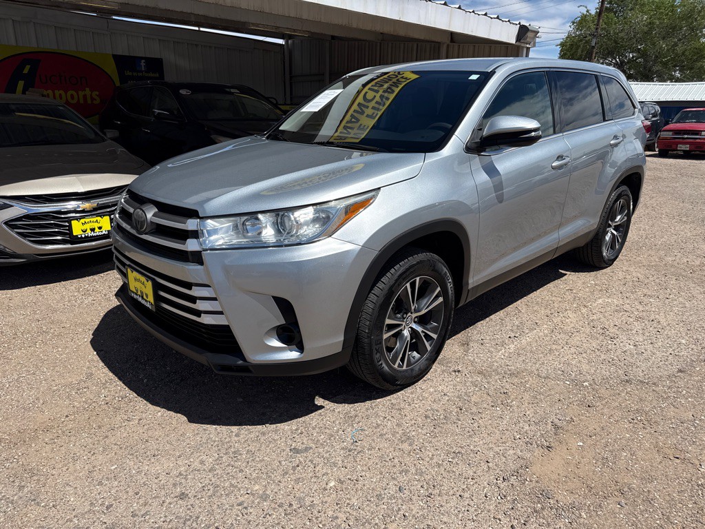 2019 Toyota Highlander Image 2
