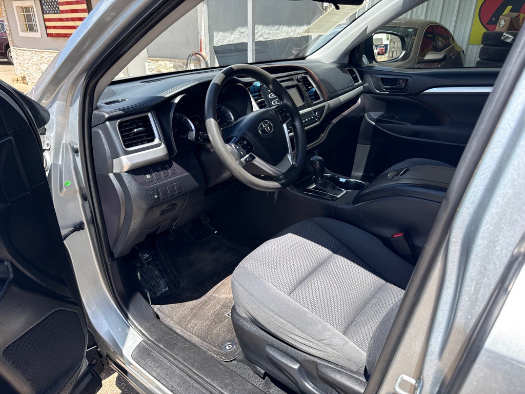 2019 Toyota Highlander Image 8