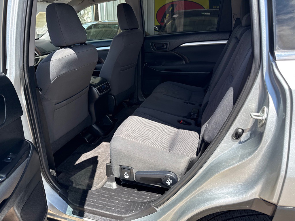 2019 Toyota Highlander Image 9