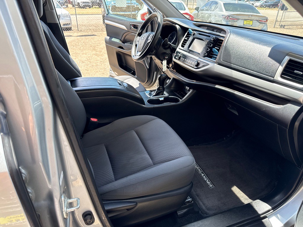 2019 Toyota Highlander Image 13