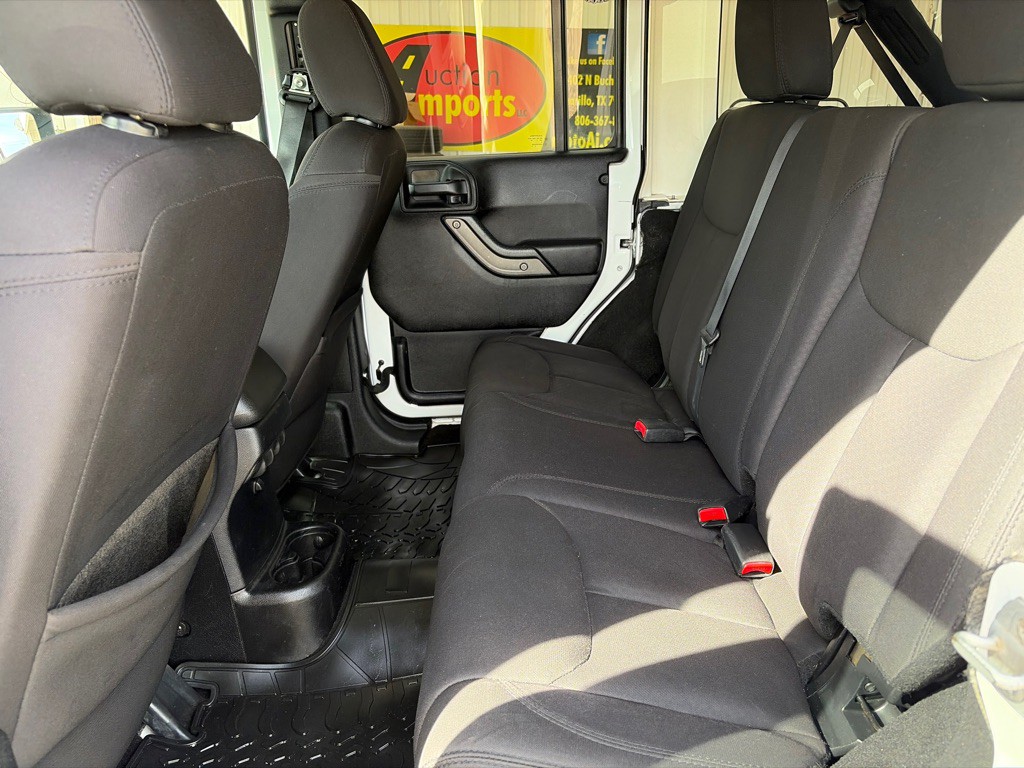 2014 Jeep Wrangler Unlimited Image 12
